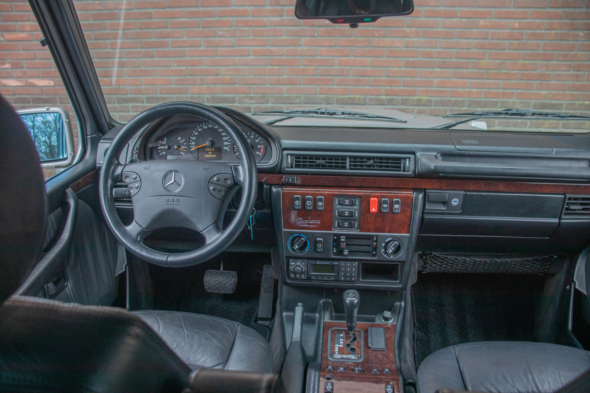 42695815-11.jpg