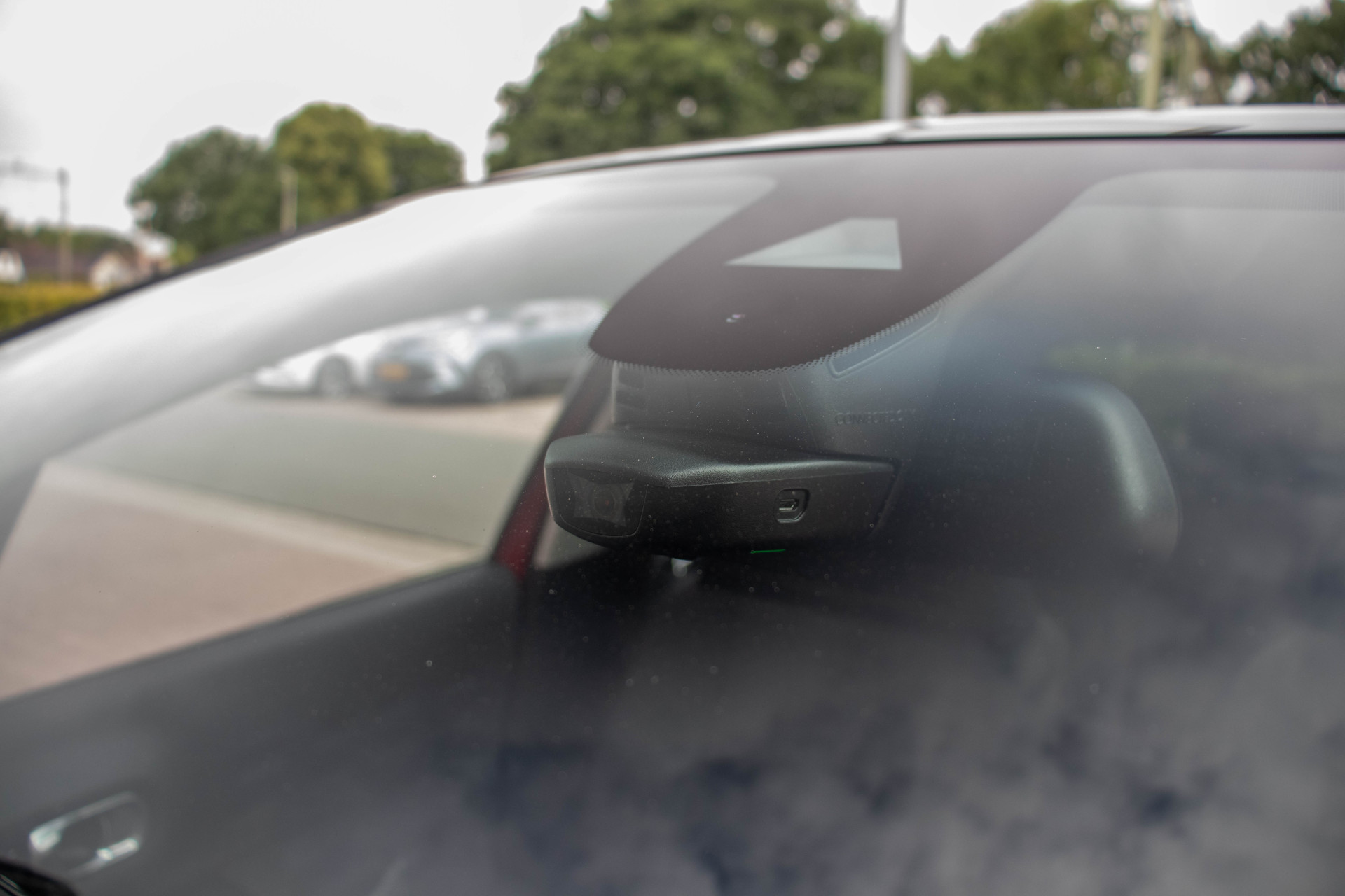 46022767-25.jpg