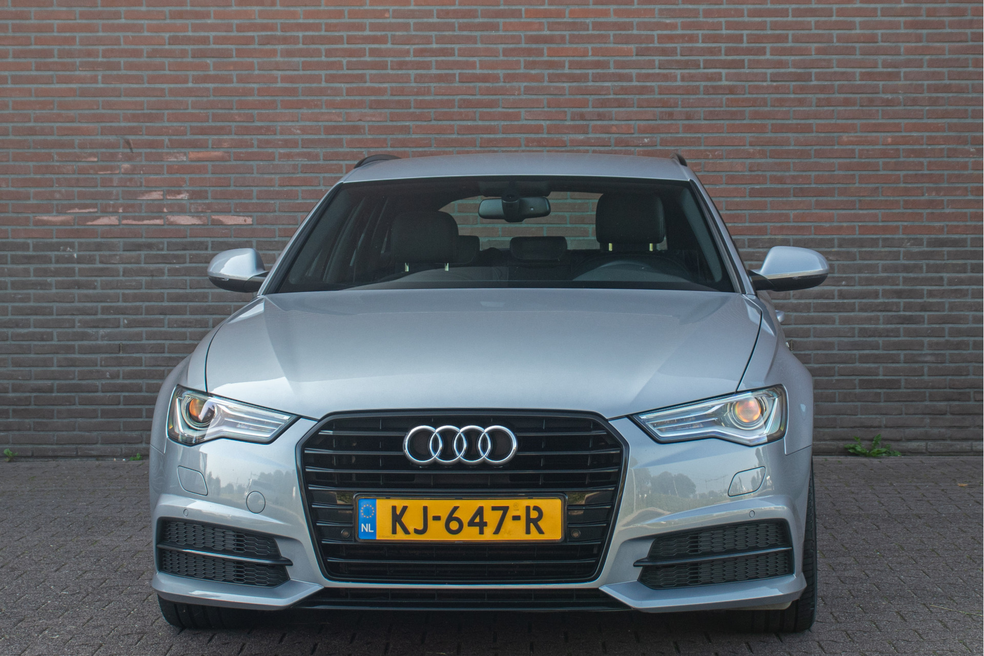 46414696-7.jpg