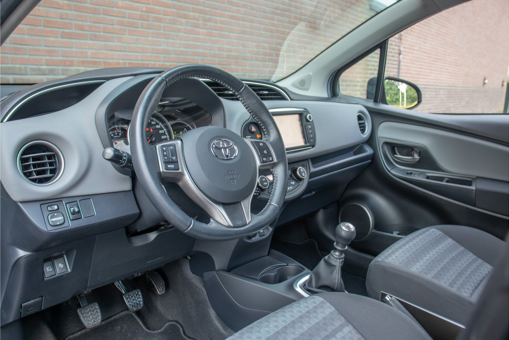 56222946-1.jpg