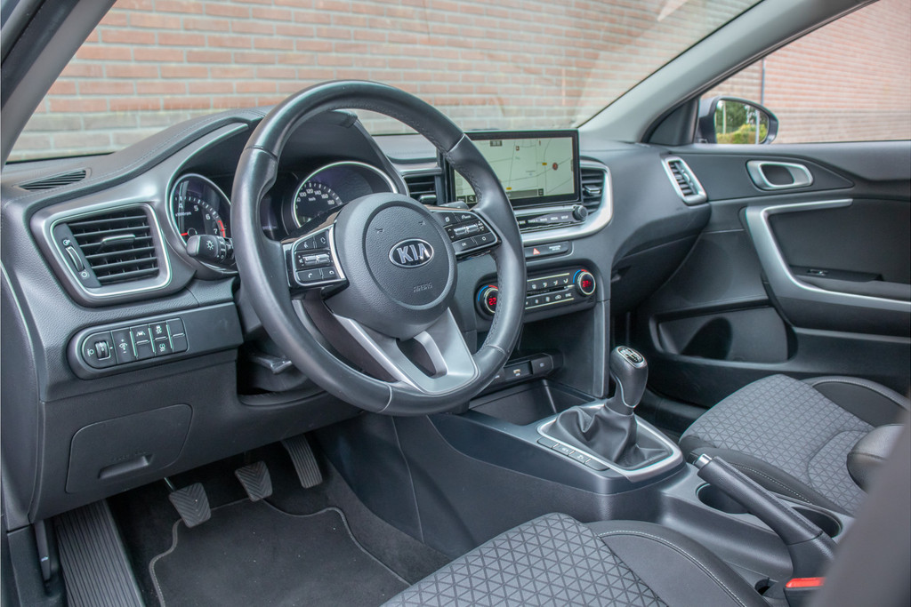56226313-1.jpg