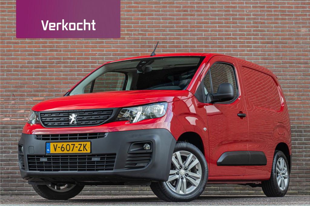 56497243-34.jpg