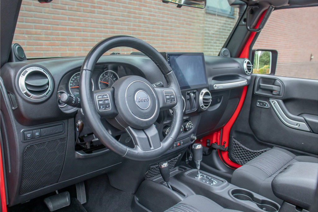 56506530-1.jpg